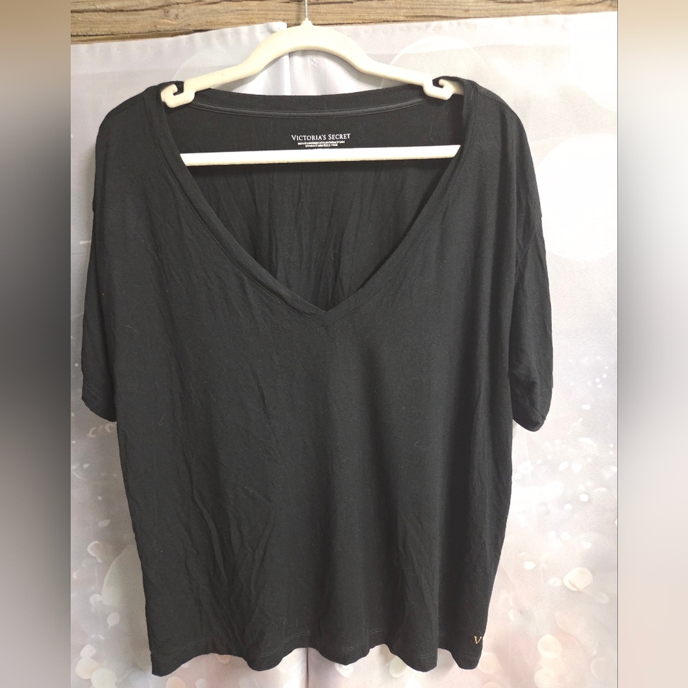 Victoria's Secret Black V-Neck Women's Top